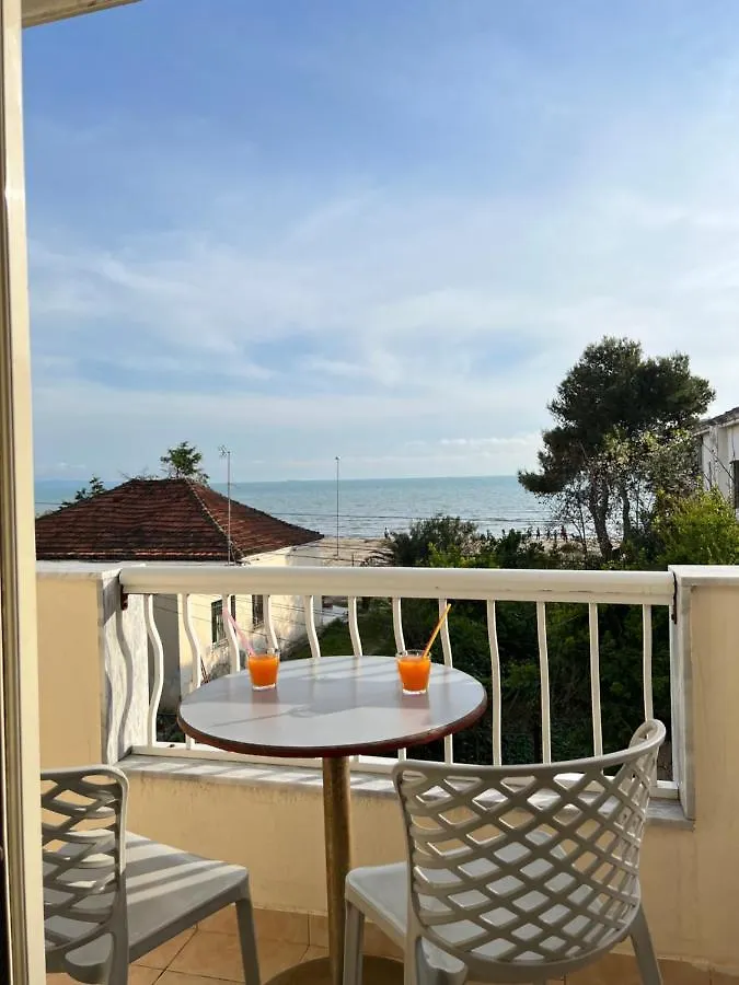Sea View And Next To Promenade, Studio,1,1 And 2,1 Apartments Durrës